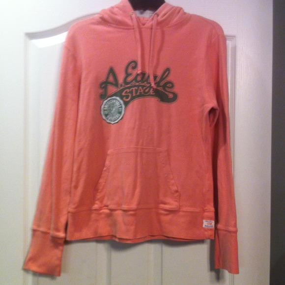 Comfy AE sweatshirt