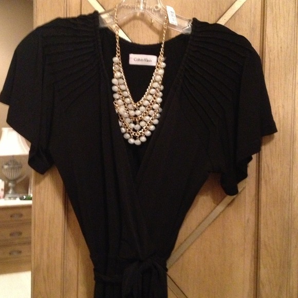 💥SOLD💥Vintage inspired classic Calvin Klein LBD. - Picture 3 of 4