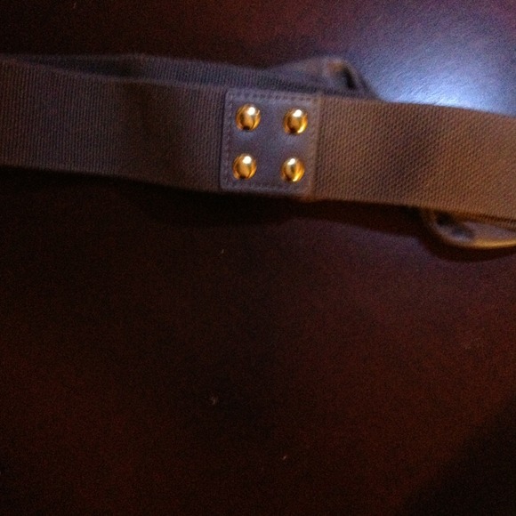 ✨BUNDLED✨Super Cutesy Gray Belt with Bow.