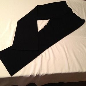 Black yoga pants