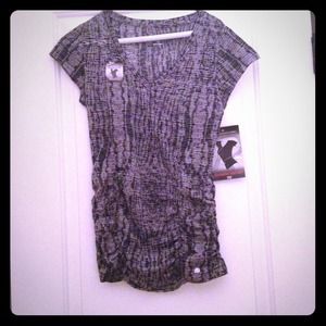 Bally Total Fitness Slimming Ruched Tee