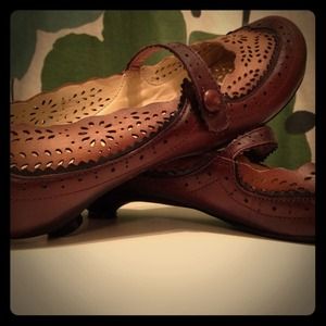 Dollhouse Mary Jane shoe