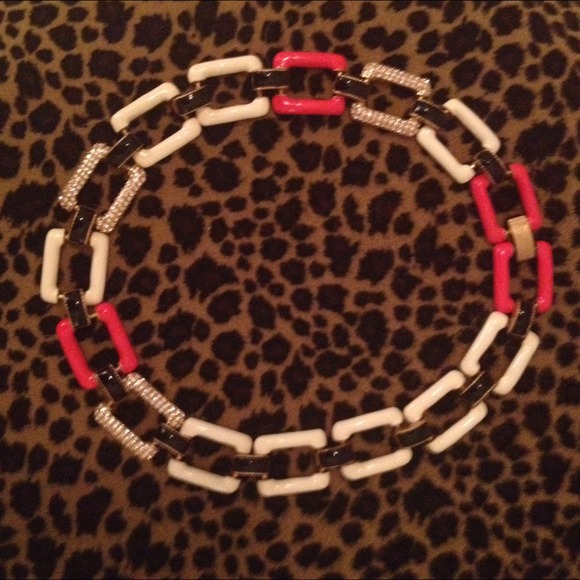 Square link necklace with pave