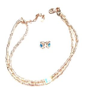 REDUCED! Set of necklace and stud earrings.