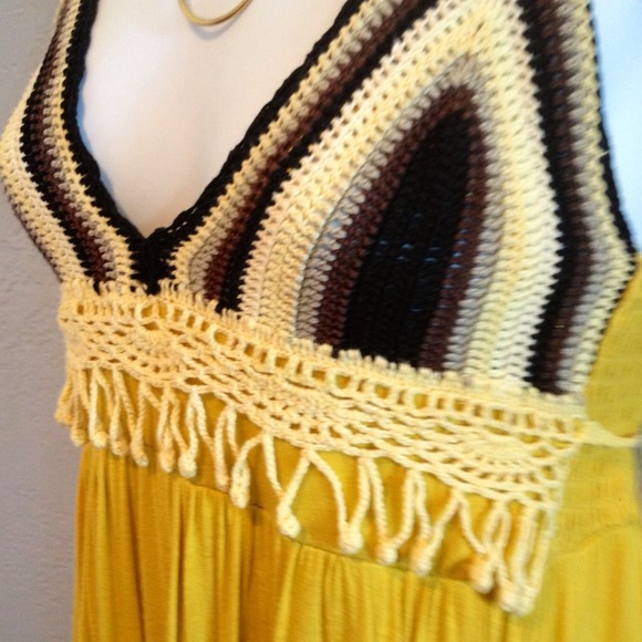 *SOLD*Embroidered Dress - Picture 2 of 2