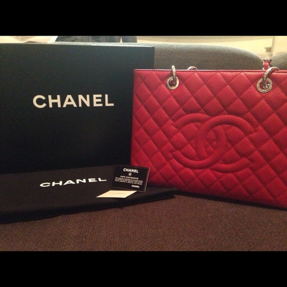 Authentic Chanel GST in 13C red. Limited edition.