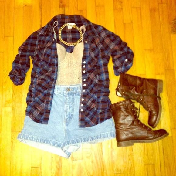 SOLD Plaid button up with 3/4 sleeves