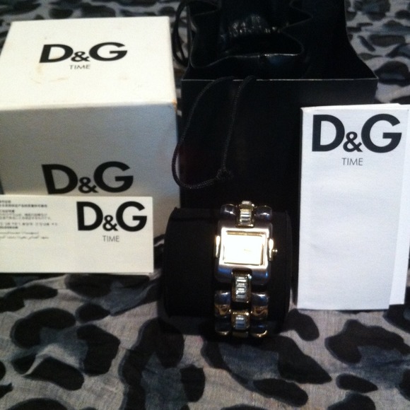 ?❤Authentic watch D&G brand new