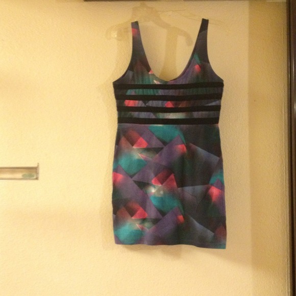 💰Reduced!💰Abstract Print Body-Con Dress by Motel - Picture 4 of 4