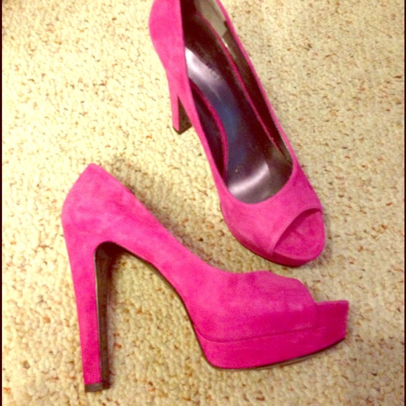 NW Hot Pink Suded 4 3/4" Peep toe, brand new!!!