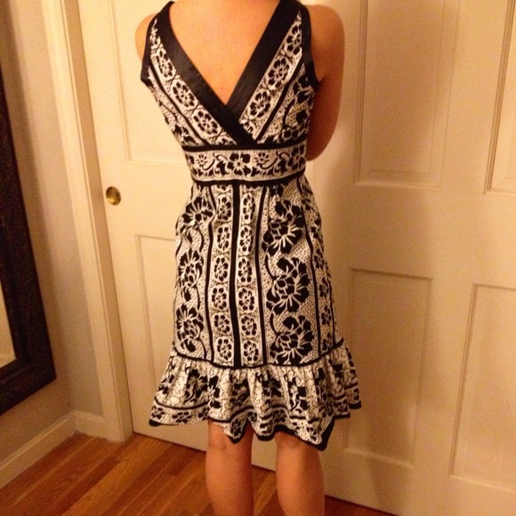 REDUCED Patterned Dress with Bottom Ruffle - Picture 3 of 3