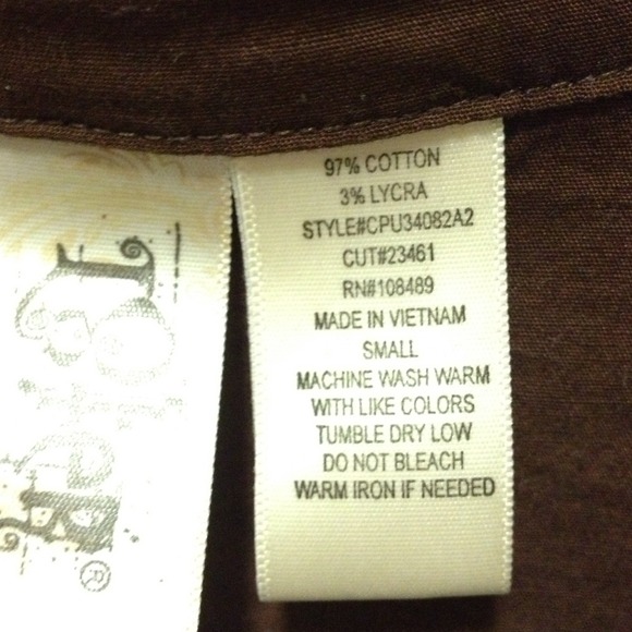 Shorts - Picture 3 of 4