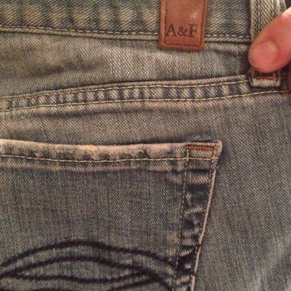 Abercrombie boyfriend style jeans