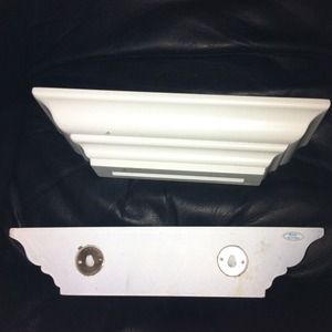 Set of 2 white shelves & bumbo