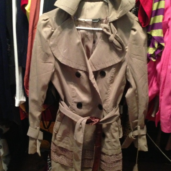 Coat size M 👚 - Picture 2 of 5