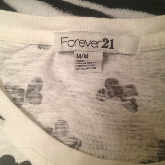 🔴Sold🔴Forever 21 butterfly print shirt - Picture 2 of 3