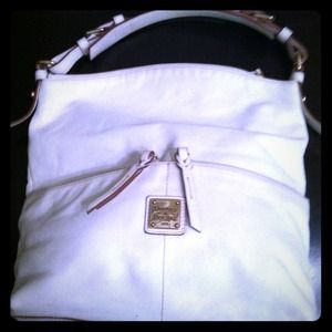 🍀💖REDUCED💖🍀White Dooney & Bourke