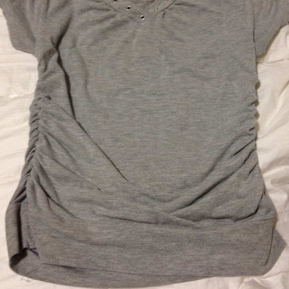 Top - Picture 2 of 4