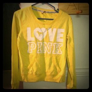 Light yellow sweater