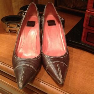 Super comfy Coach work pumps