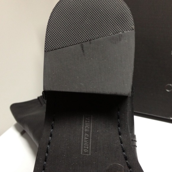 Gorgeous Vince Camuto Black Boots! 6.5 - Picture 3 of 3