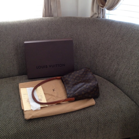 Louis Vuitton Handbags - Authentic LV monogram loop bag