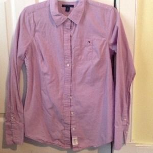 🌼Sold in bundle🌼Tommy Hilfiger long sleeve shirt