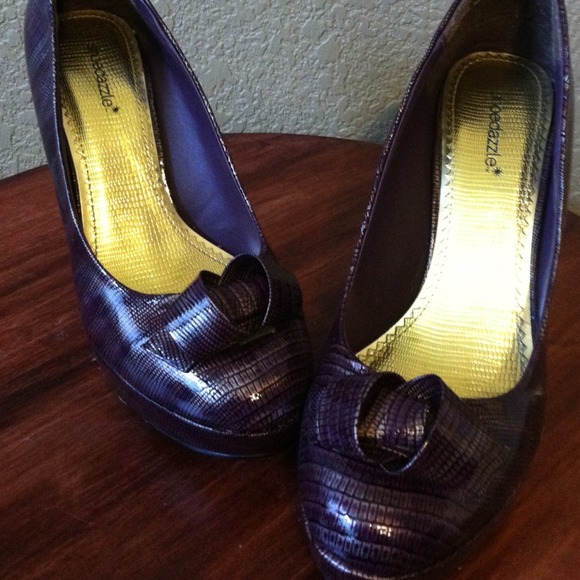 Sexy Snake Heels - Picture 2 of 2