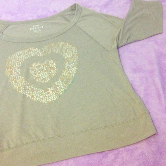 🚫SOLD🚫 - Cute Grey Aerie Oversized Top.