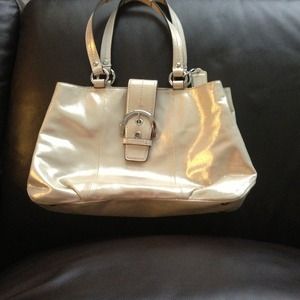 Authentic coach purse and wallet