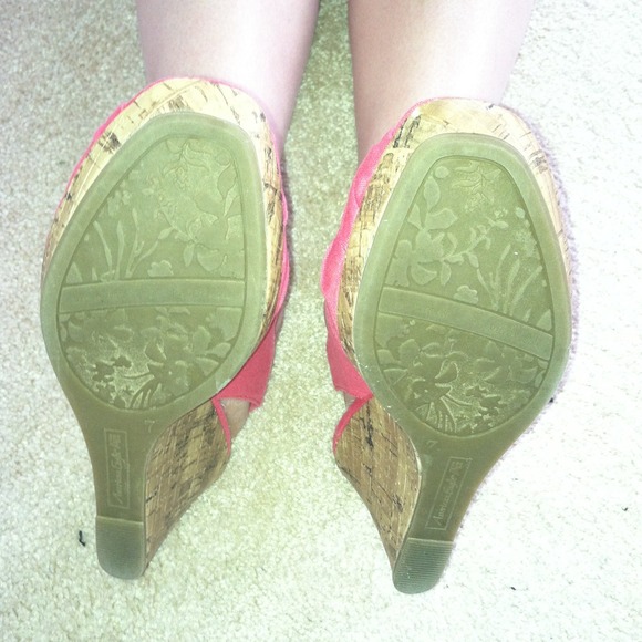 ⏬⏬Coral canvas wedge. - Picture 4 of 4