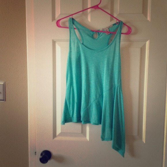 ✖️bundled✖️Turquoise asymmetrical bottom tank top