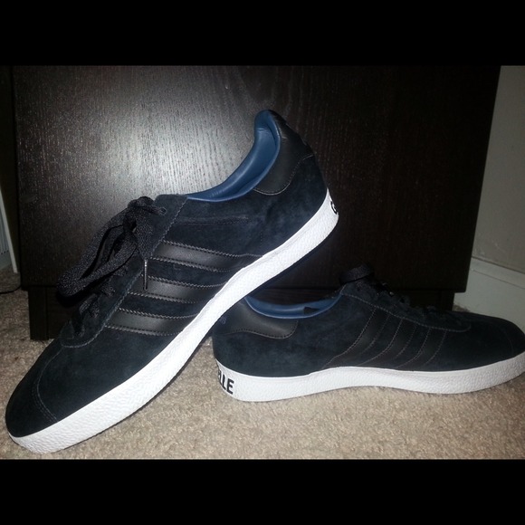 💢💢SOLD💢💢Men's Retro Adidas Gazelle
