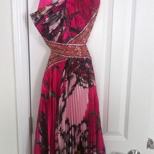 pink cache Prom Dress!!