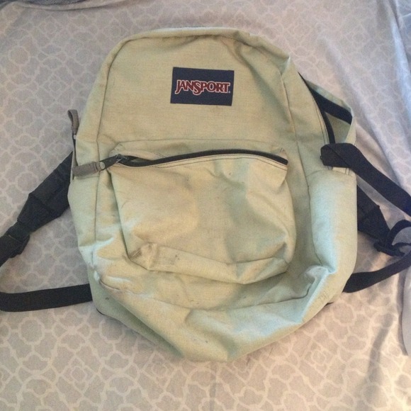 ❌Sold in bundle❌Light green back pack
