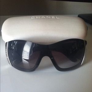 100% Authentic Chanel Sunglass