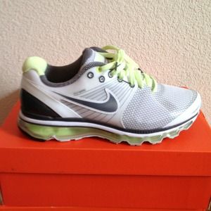 🎀SOLD🎀 NIKE Air Max Fly Wire