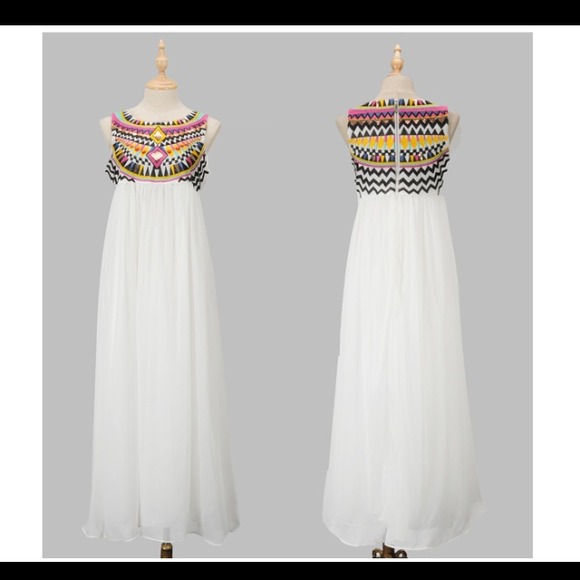 🔴SOLD🔴Chiffon Maxi Dress, So Pretty!