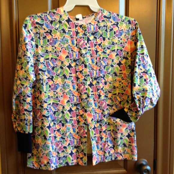 Scrub jacket