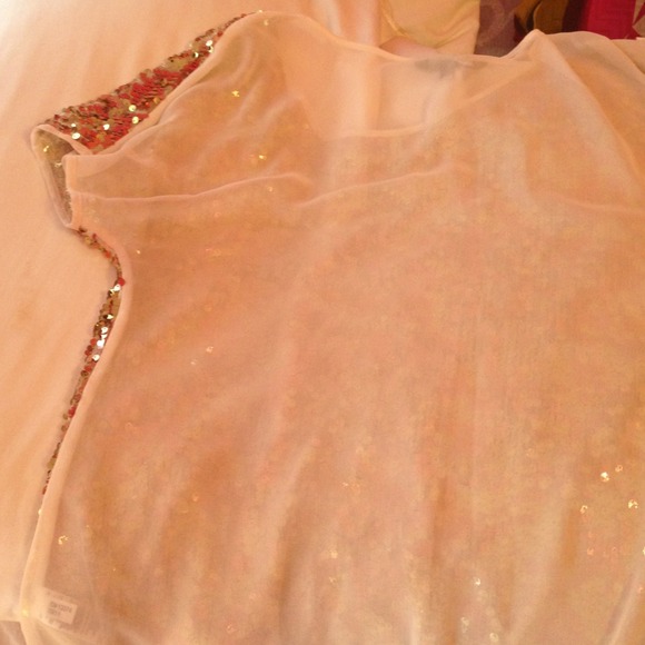 Express sheer back sequin tee - Picture 3 of 3