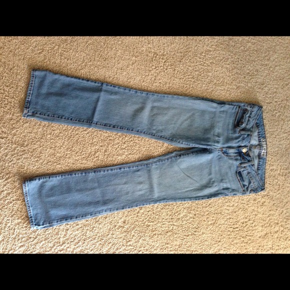 Bullhead Jeans - Picture 2 of 4