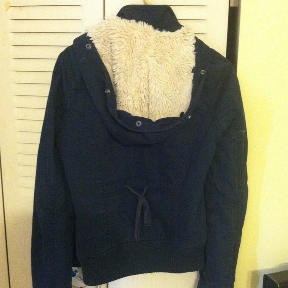 Holister jacket - Picture 2 of 2
