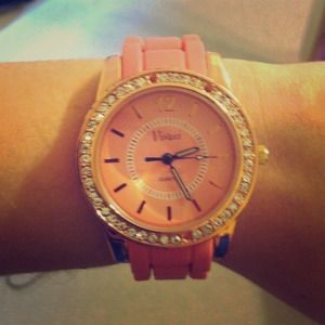 🌴TRADED🌴Pink watch