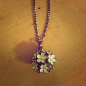 Cute necklace