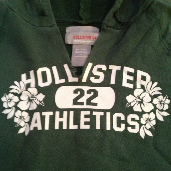 Sweatshirt - Picture 2 of 3