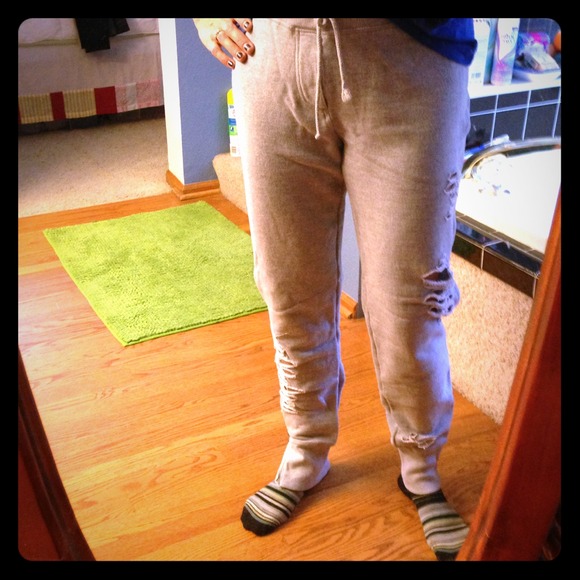 💋Rich & Skinny💋 comfy sweatpants!!