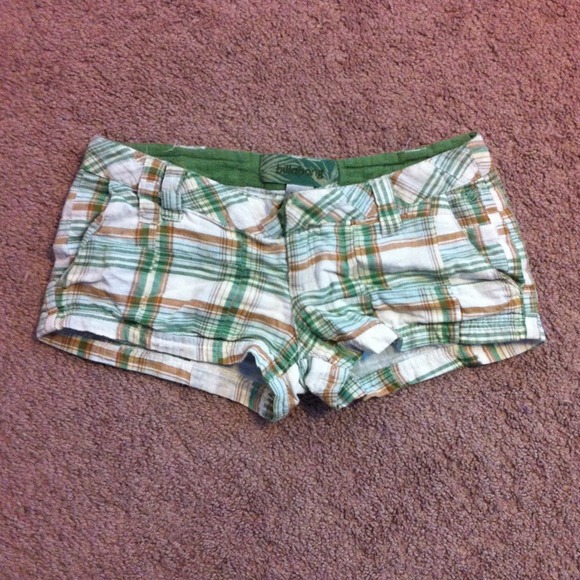 Billabong shorts