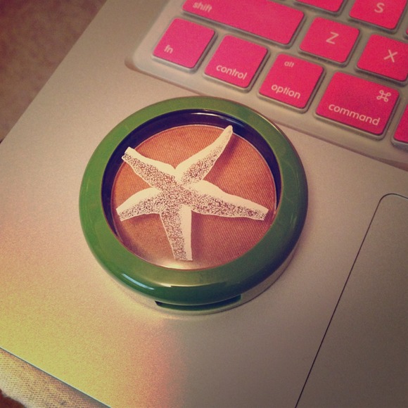 ❌SOLD❌MAC limited edition Get-away Bronze blush