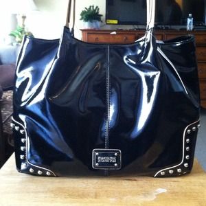 New Kenneth Cole HandBag..! 100% Authentic
