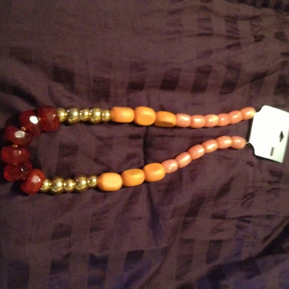 Short Neck Orange Bead Necklace